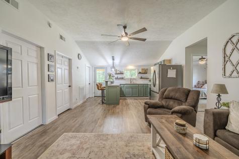 5525 Holland Creek Road Savannah TN 38372