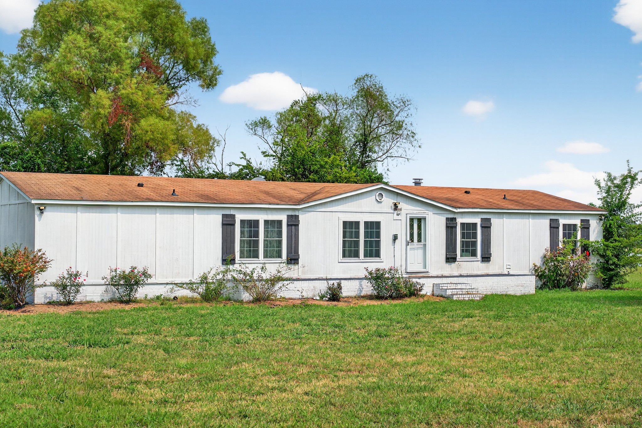 2600 Round Hill Road Lewisburg TN 37091