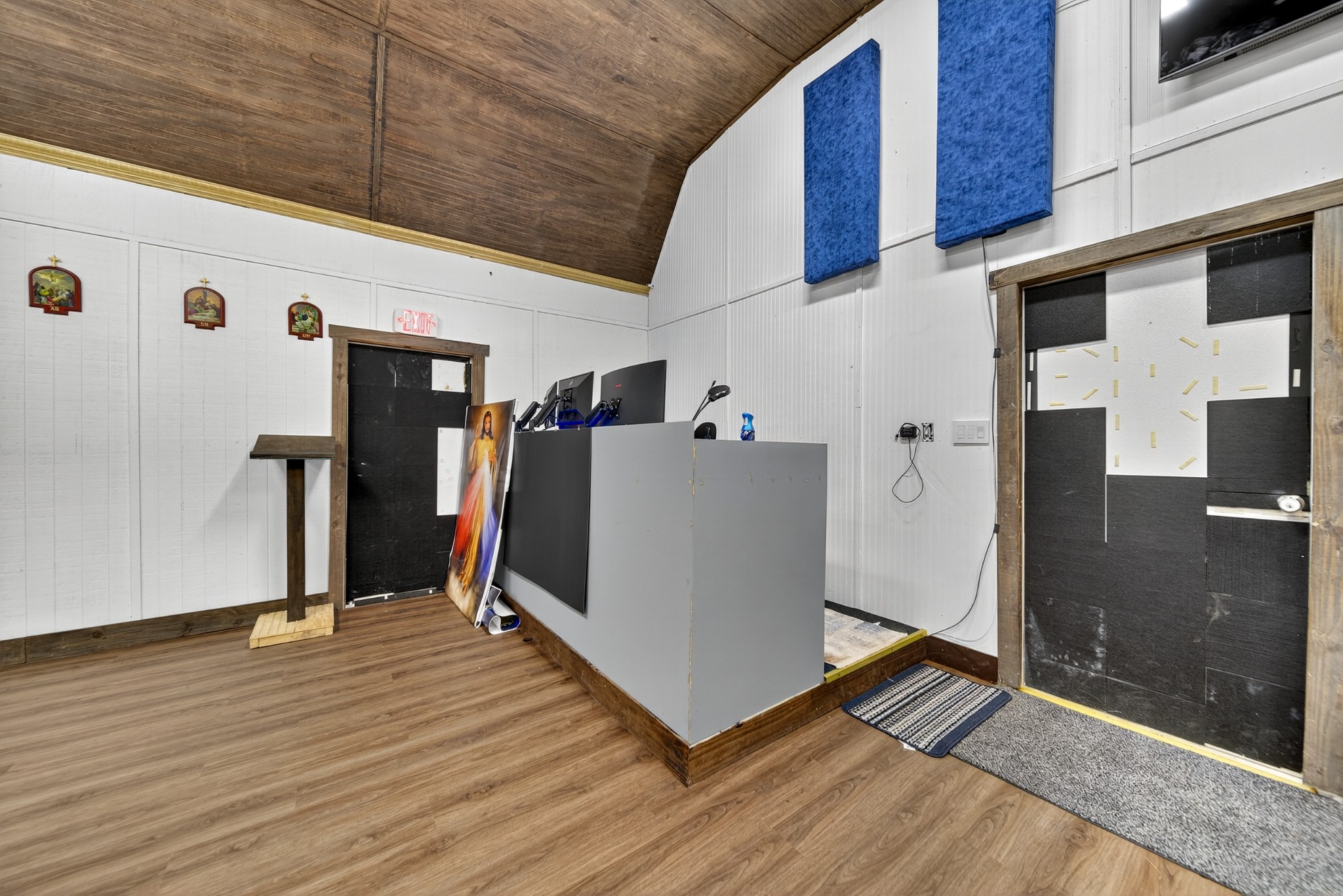 2600 Round Hill Road Lewisburg TN 37091