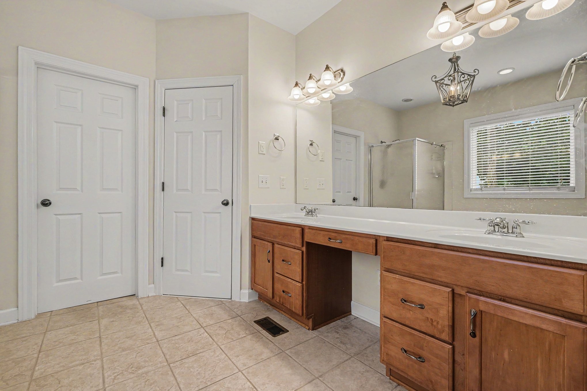 2913B 22nd Ave, S Nashville TN 37215
