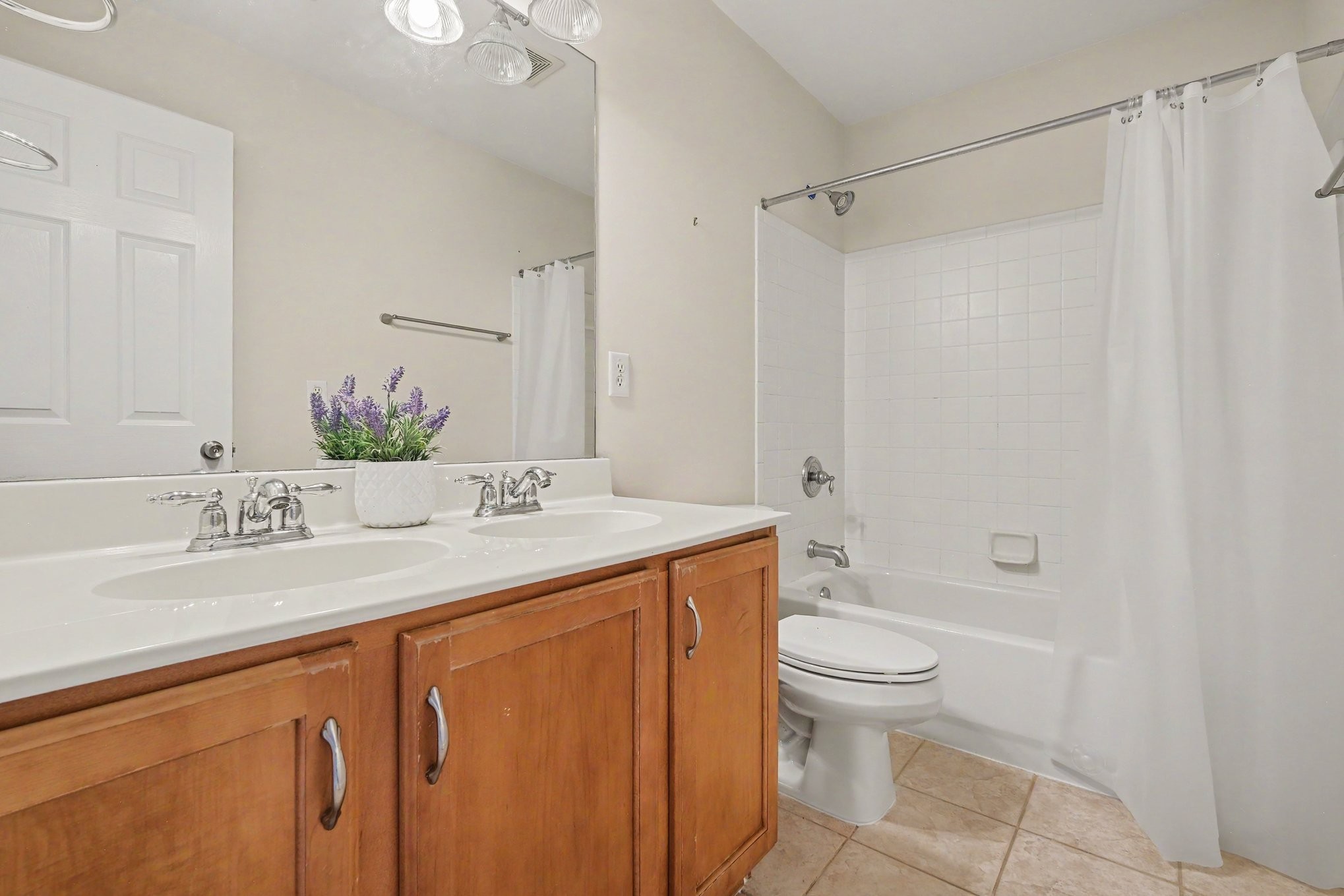 2913B 22nd Ave, S Nashville TN 37215