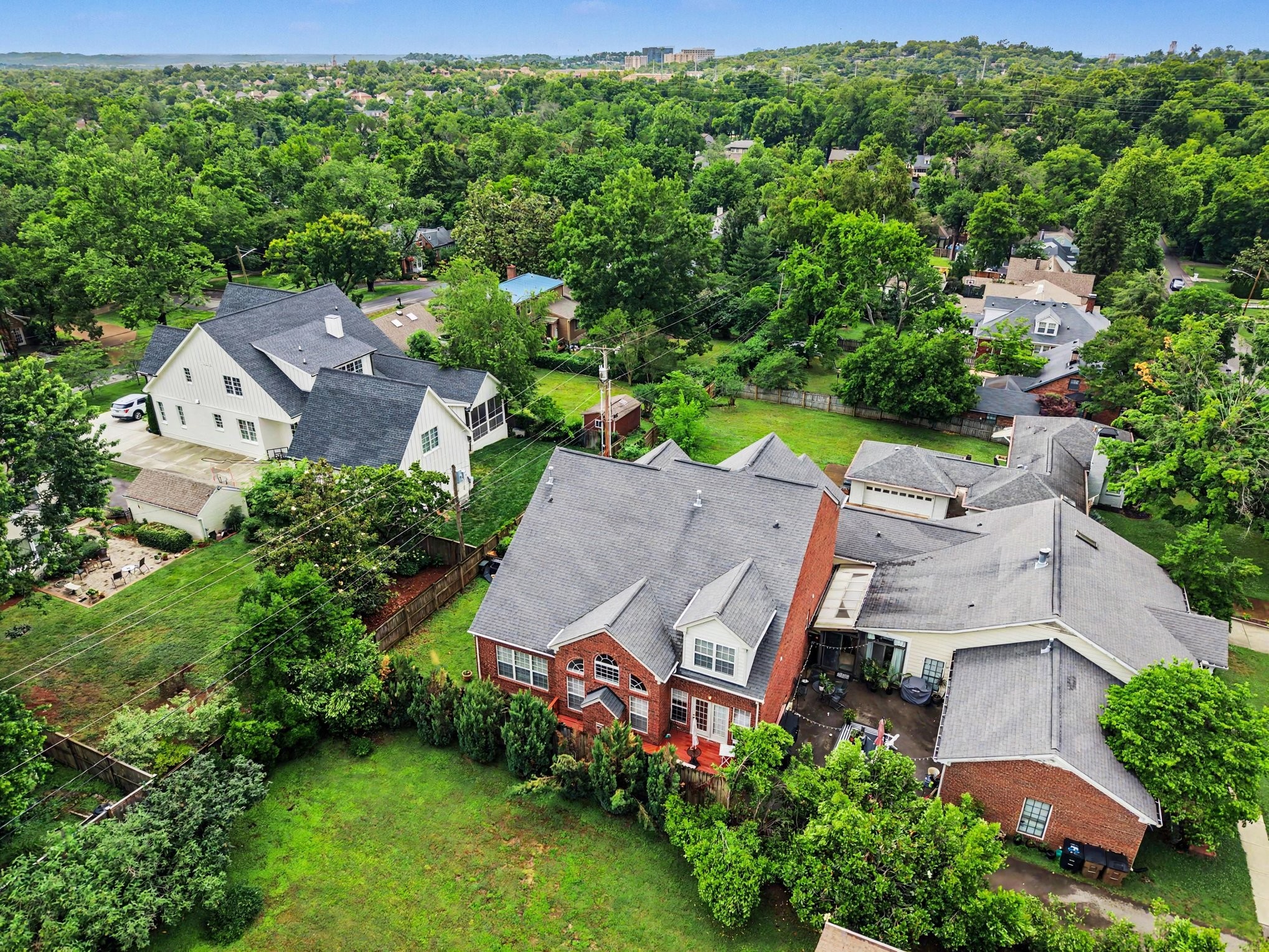 2913B 22nd Ave, S Nashville TN 37215