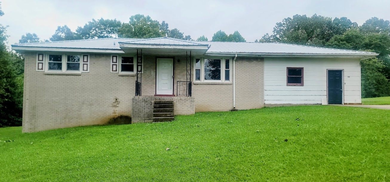 1019 Hilltop Road, N Cumberland Furnace TN 37051