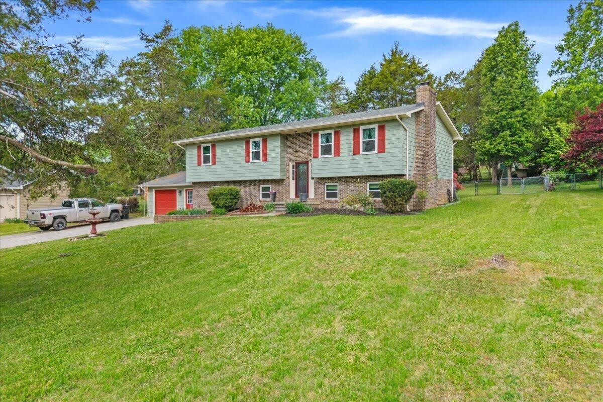 1305 Ridgeway Circle Athens TN 37303