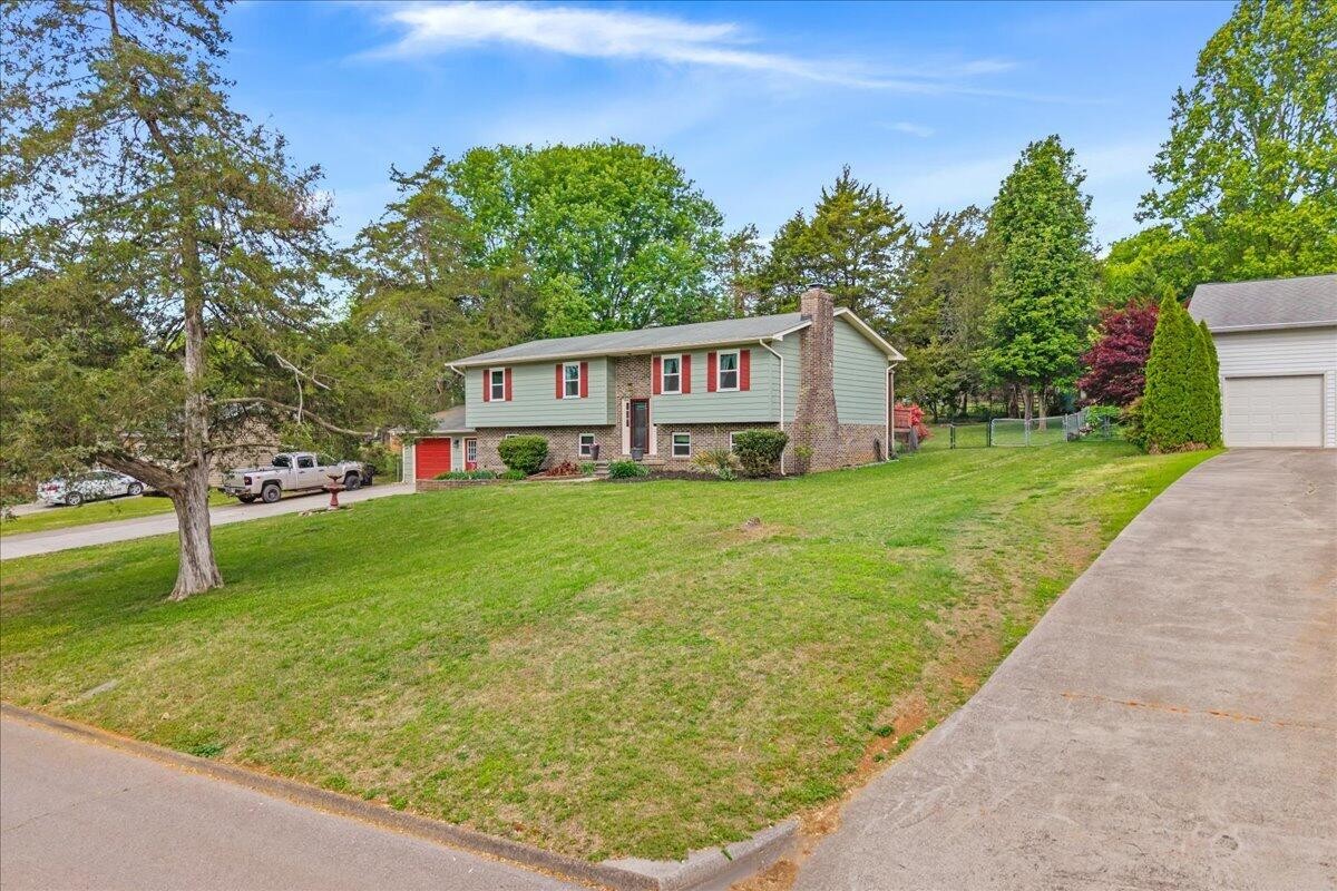 1305 Ridgeway Circle Athens TN 37303