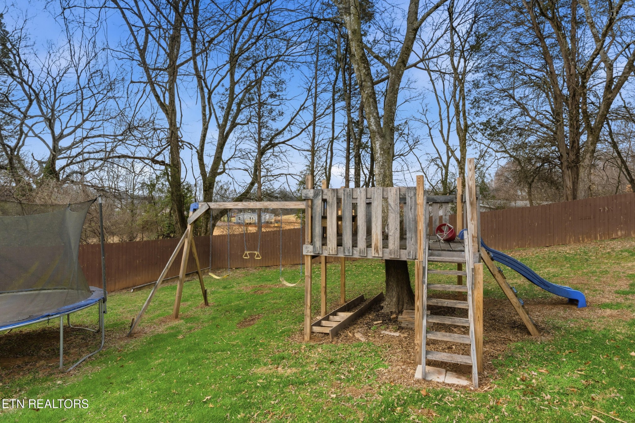 1513 John Sparks Drive Friendsville TN 37737