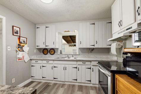 713 N Vine Street Winchester TN 37398