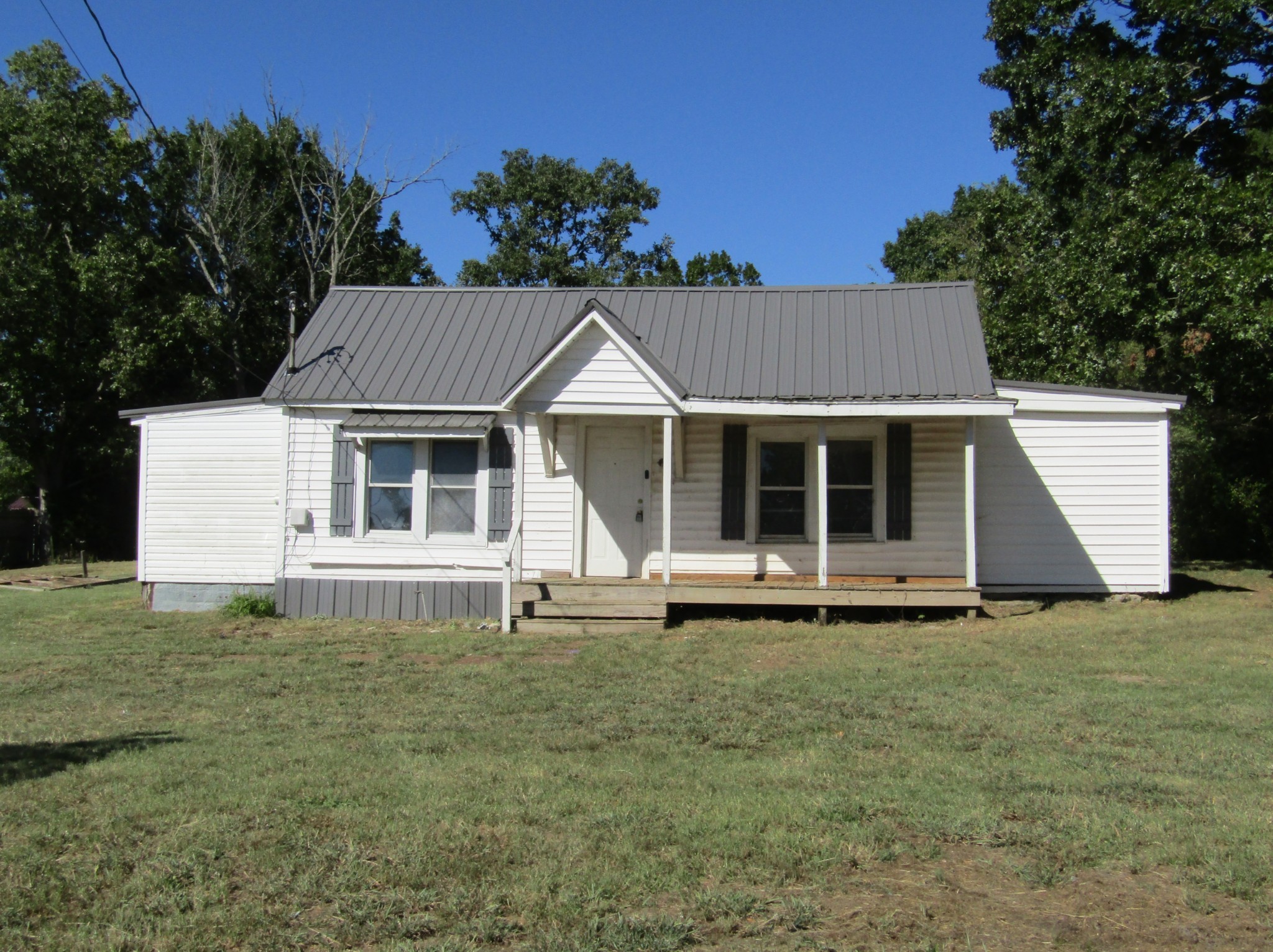 1810 Fayetteville Highway Belfast TN 37019