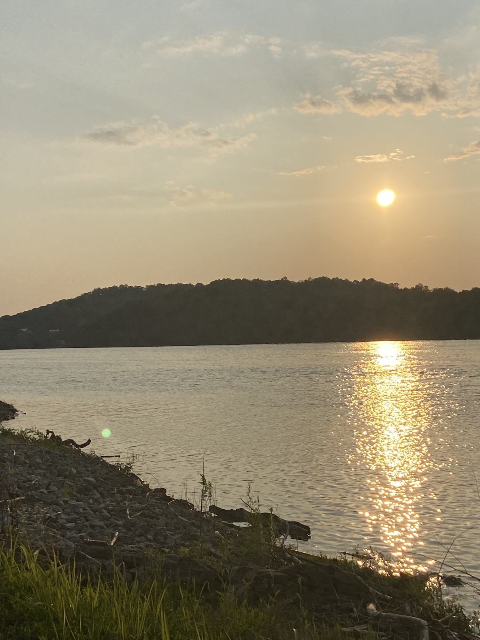 0 River Front Drive Clifton TN 38425