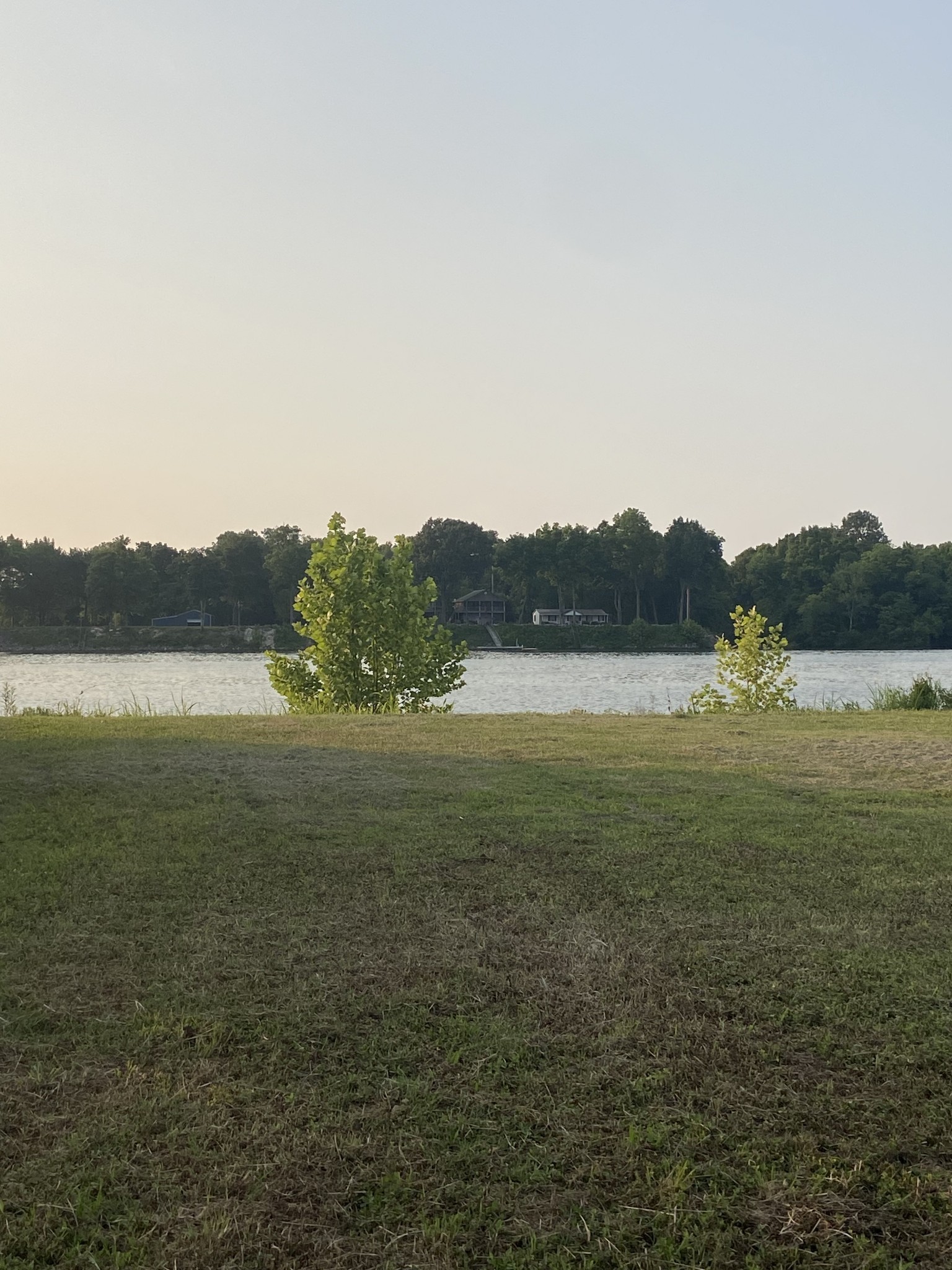 0 River Front Drive Clifton TN 38425