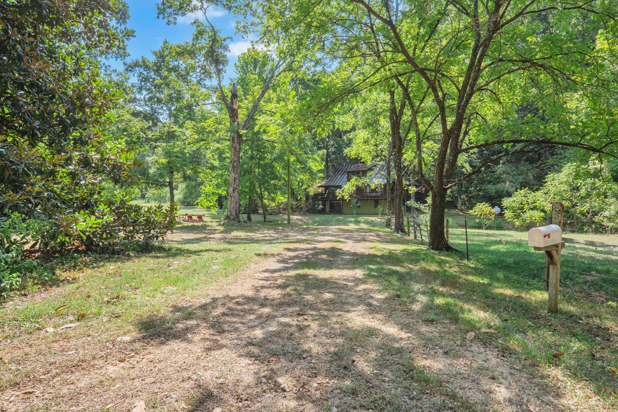 1155 Russell Creek Road Centerville TN 37033