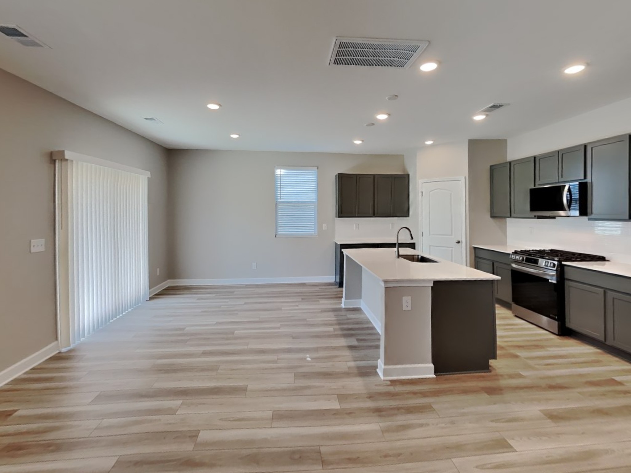 251 Millbrook, W Spring Hill TN 37174