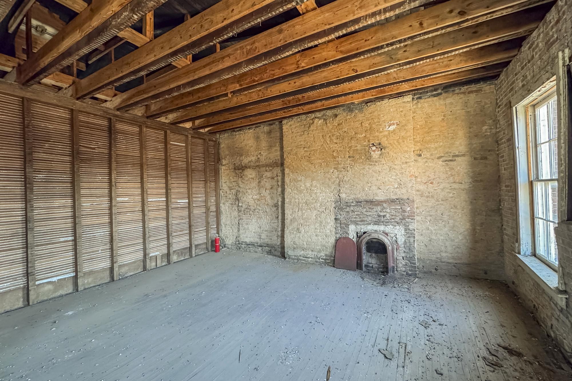 706 N Main Street Columbia TN 38401
