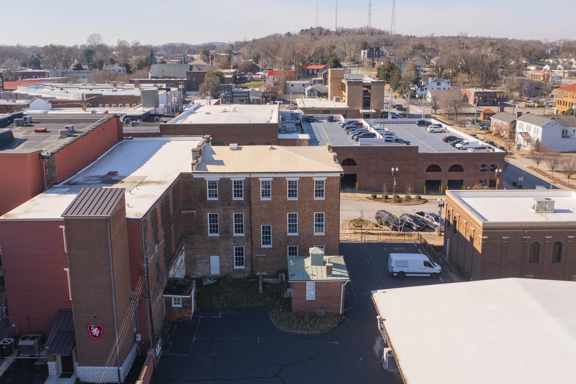 706 N Main Street Columbia TN 38401