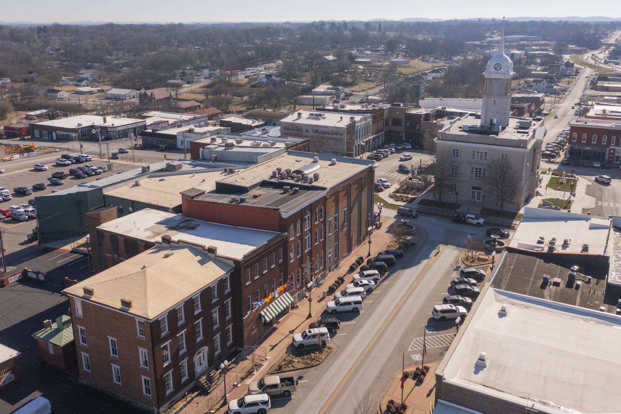 706 N Main Street Columbia TN 38401
