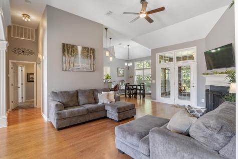 1057 Nealcrest Circle Spring Hill TN 37174