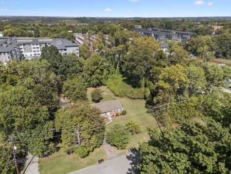 2812 Colonial Circle Nashville TN 37214