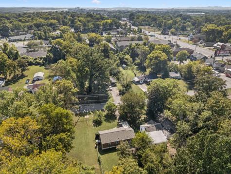 2812 Colonial Circle Nashville TN 37214