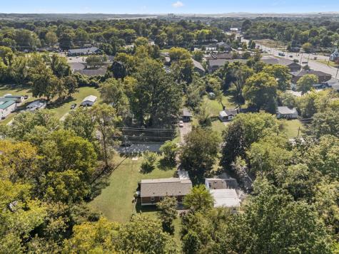 2812 Colonial Circle Nashville TN 37214