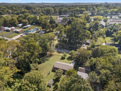 2812 Colonial Circle Nashville TN 37214