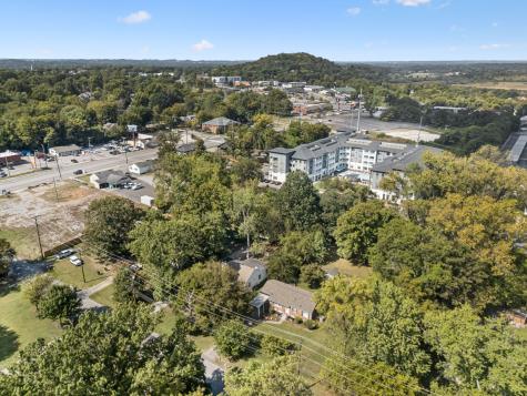 2812 Colonial Circle Nashville TN 37214