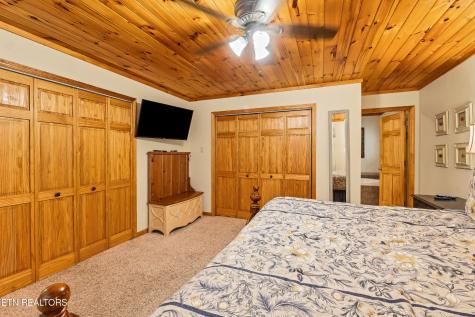 319 Rainbow Circle Townsend TN 37882