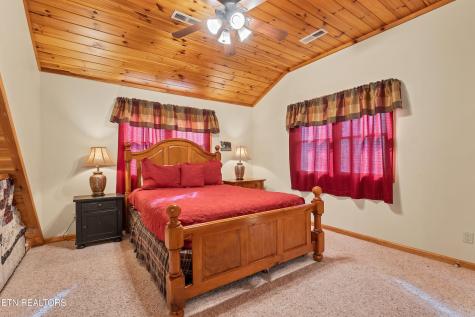 319 Rainbow Circle Townsend TN 37882