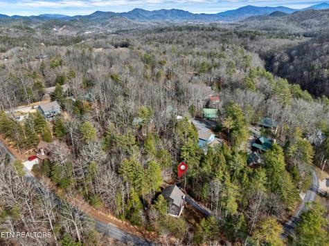 319 Rainbow Circle Townsend TN 37882