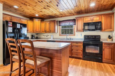 319 Rainbow Circle Townsend TN 37882
