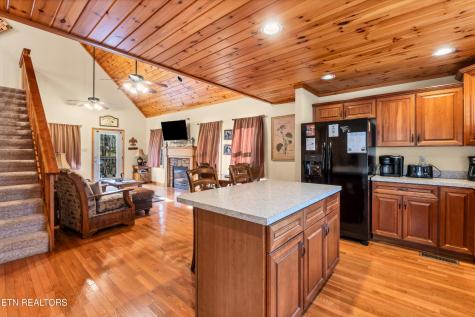 319 Rainbow Circle Townsend TN 37882
