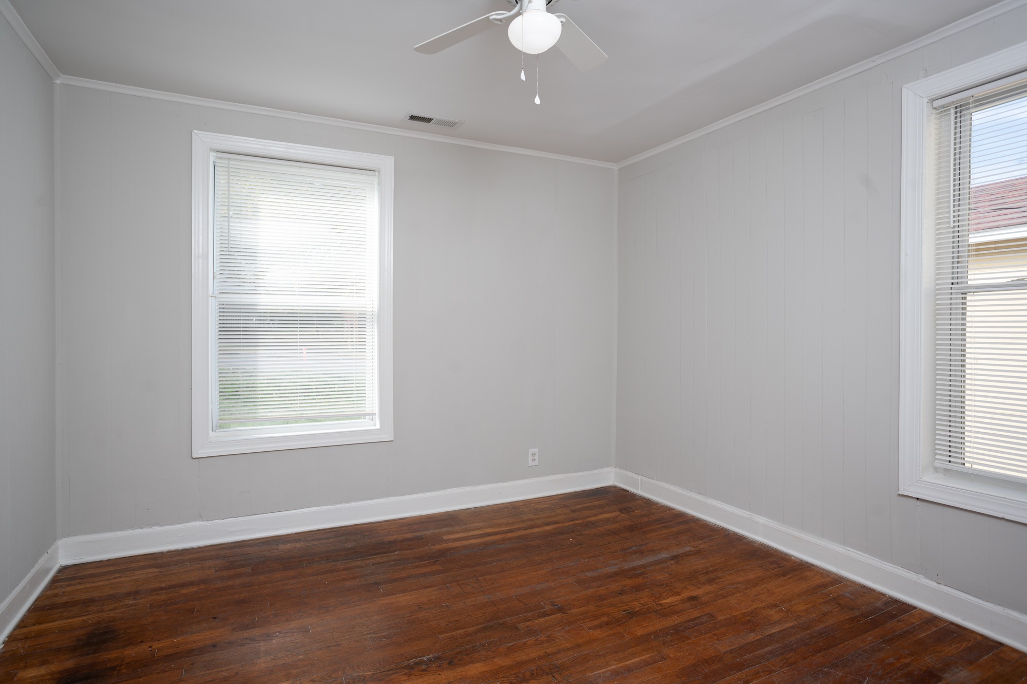 932 33rd Ave, N Nashville TN 37209