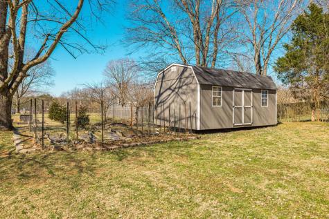 1133 Adam Drive Cottontown TN 37048