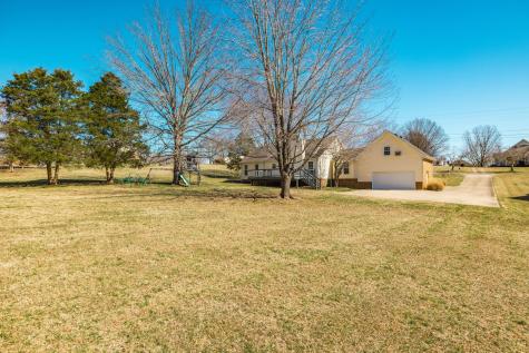 1133 Adam Drive Cottontown TN 37048
