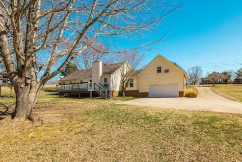 1133 Adam Drive Cottontown TN 37048