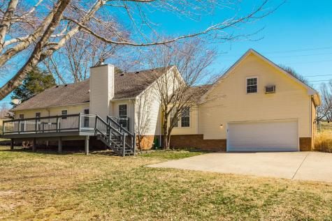 1133 Adam Drive Cottontown TN 37048