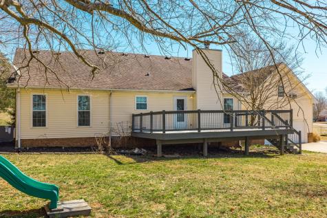 1133 Adam Drive Cottontown TN 37048