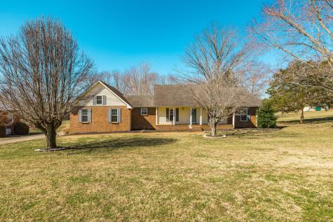 1133 Adam Drive Cottontown TN 37048