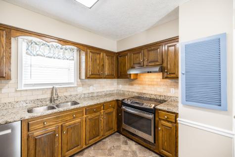 1133 Adam Drive Cottontown TN 37048