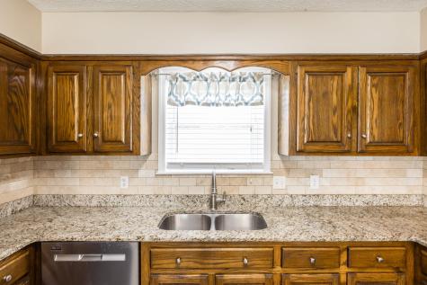 1133 Adam Drive Cottontown TN 37048