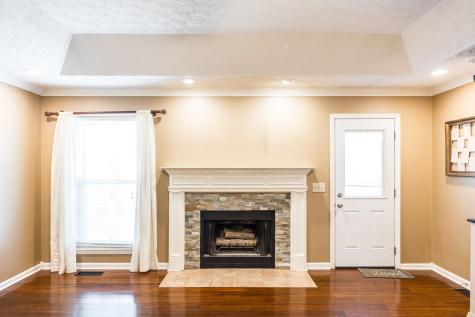 1133 Adam Drive Cottontown TN 37048