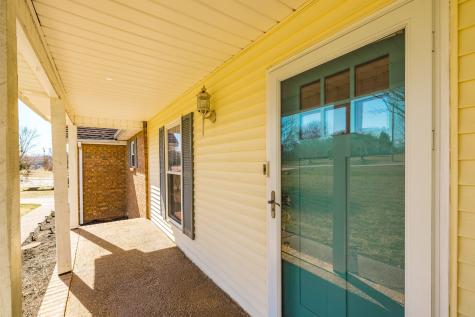 1133 Adam Drive Cottontown TN 37048