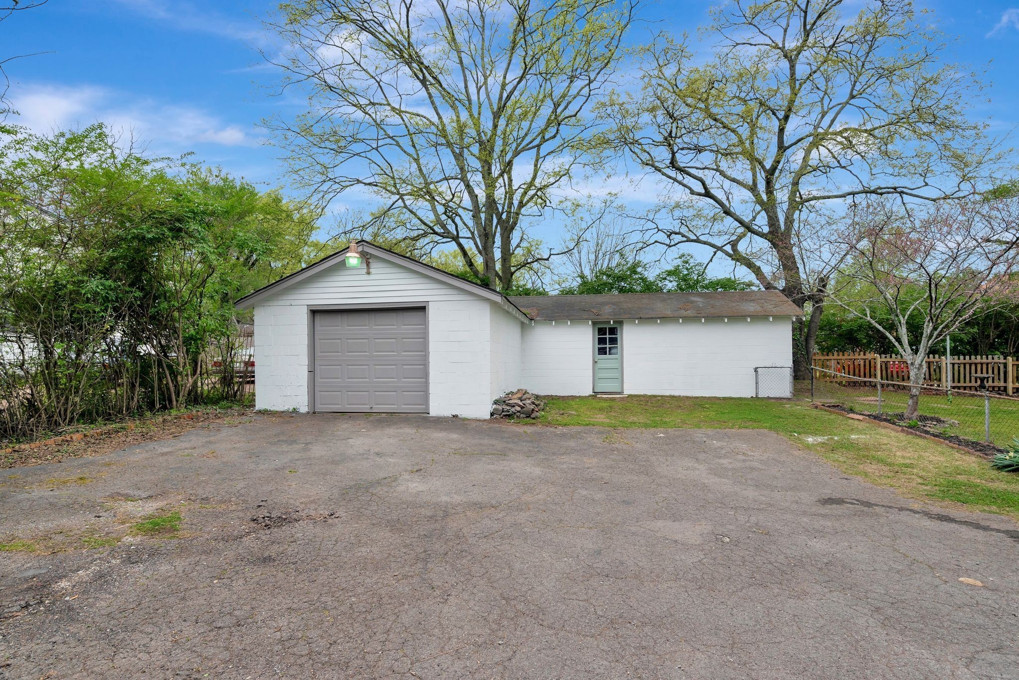 266 Neelys Bend Road Madison TN 37115
