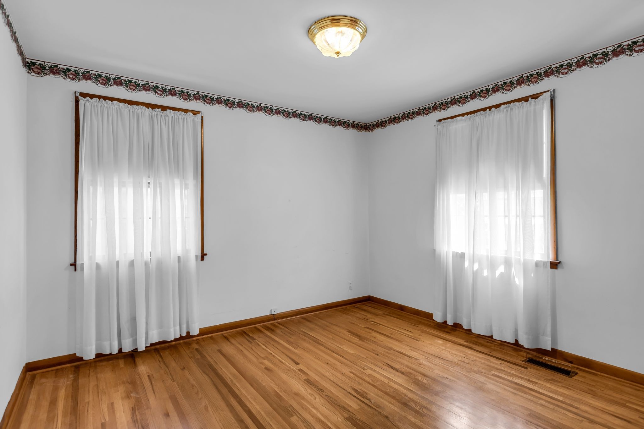 2128 Elm Hill Pike Nashville TN 37210