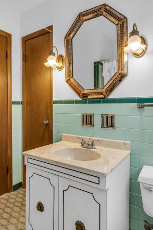 2128 Elm Hill Pike Nashville TN 37210