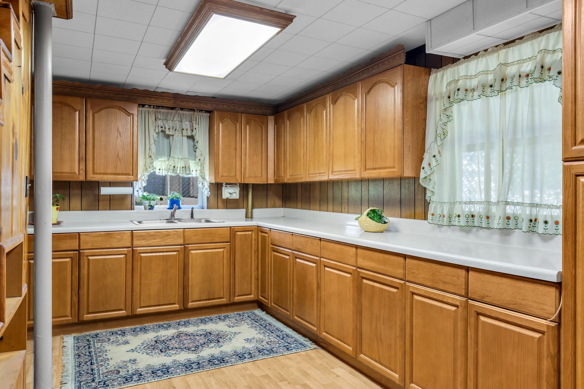 2128 Elm Hill Pike Nashville TN 37210