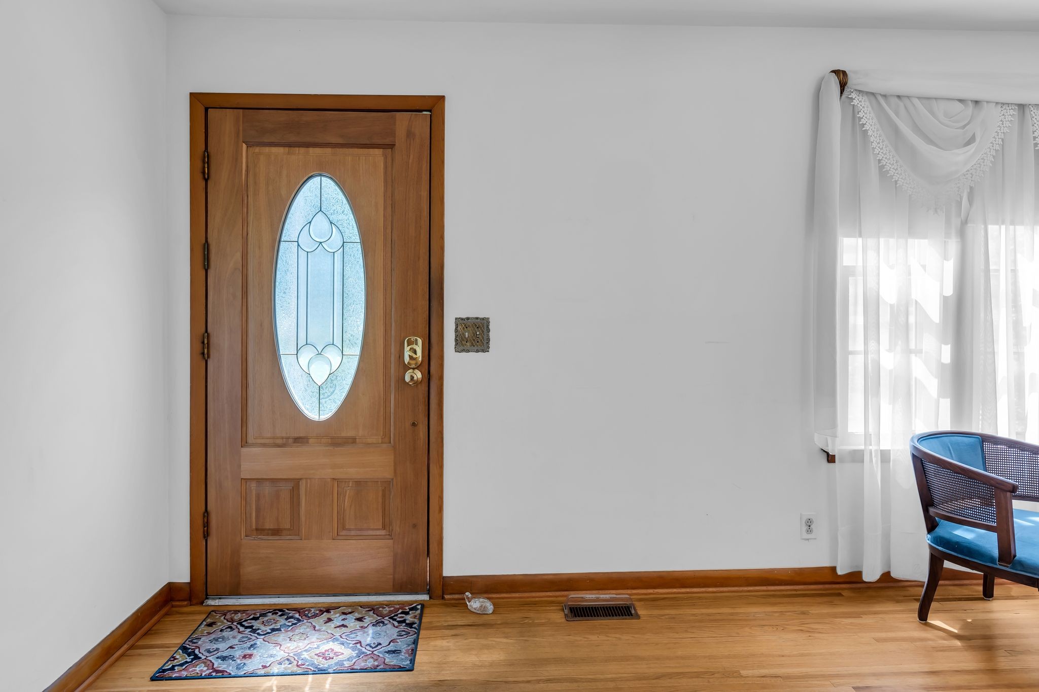 2128 Elm Hill Pike Nashville TN 37210