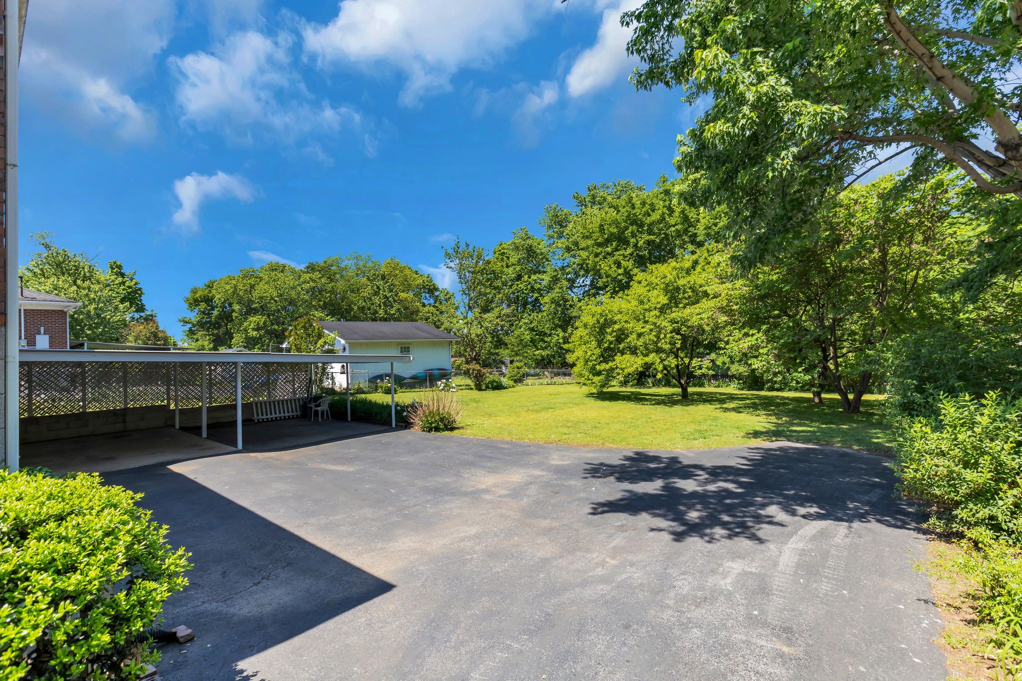 2128 Elm Hill Pike Nashville TN 37210
