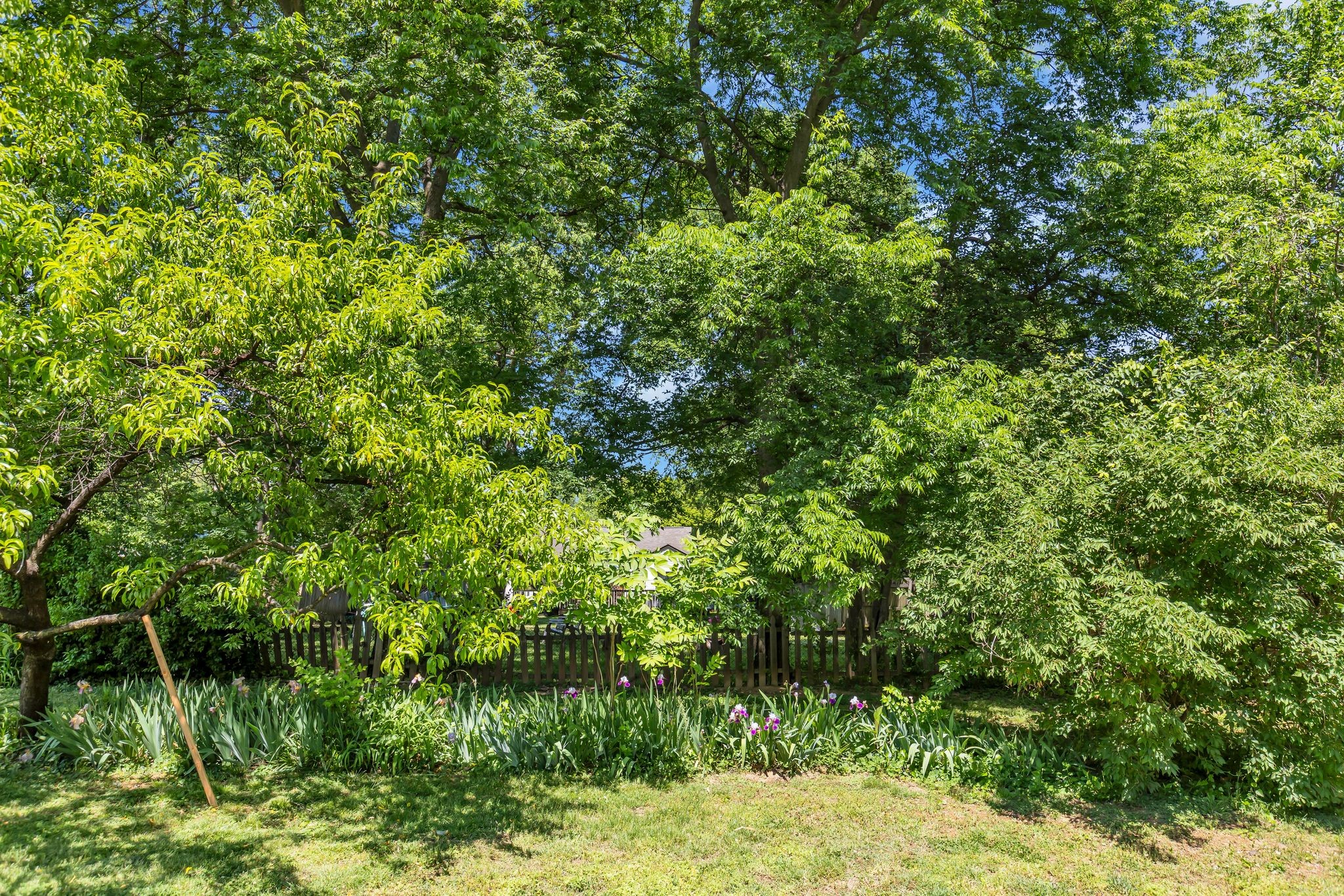 2128 Elm Hill Pike Nashville TN 37210
