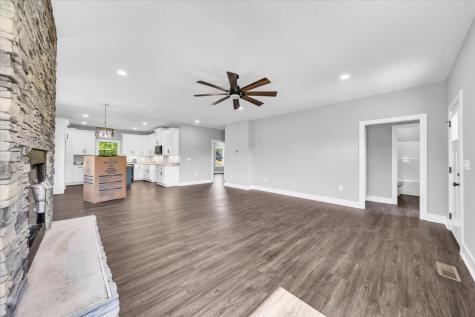 101 Brinkley Road Wartrace TN 37183