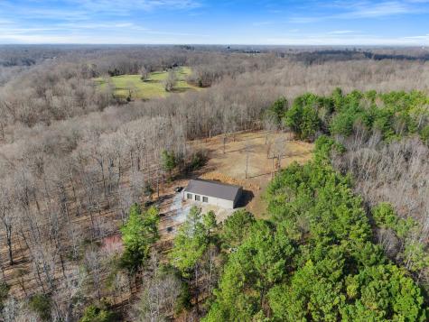 1425 Old Stage Road Charlotte TN 37036